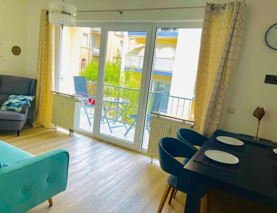 Sonniges Apartment In Ruhiger Und Zentraler Lage Pforzheim Exteriör bild