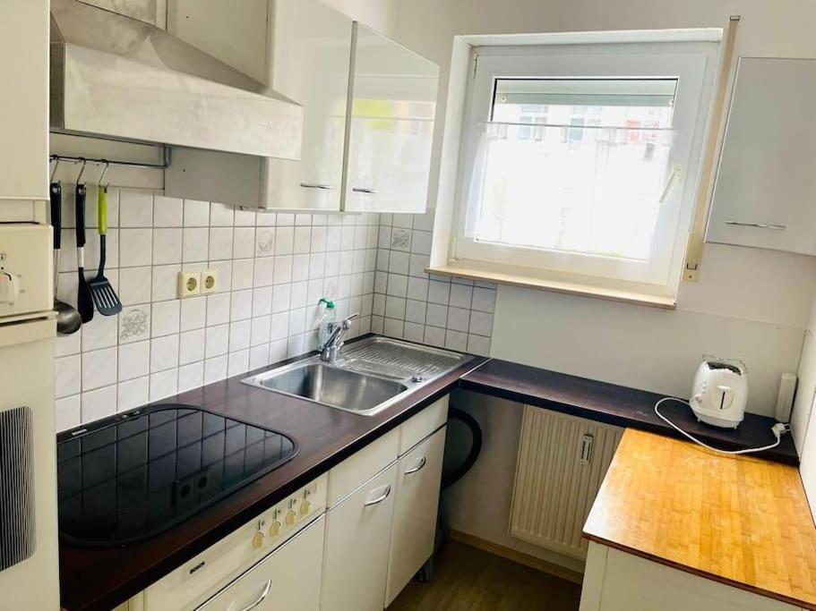 Sonniges Apartment In Ruhiger Und Zentraler Lage Pforzheim Exteriör bild
