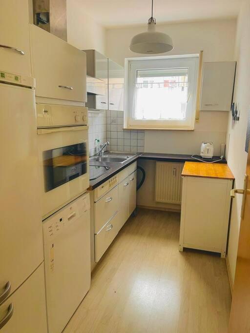 Sonniges Apartment In Ruhiger Und Zentraler Lage Pforzheim Exteriör bild